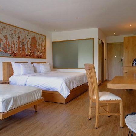 Giriwood Hotel & Villa 문덕 외부 사진
