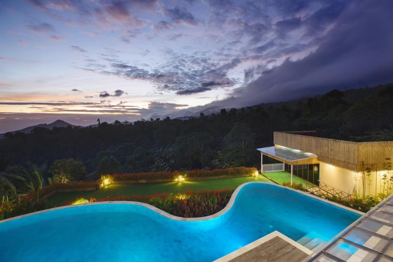 Giriwood Hotel & Villa 문덕 외부 사진